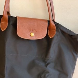 Large Black Longchamp Le Pliage